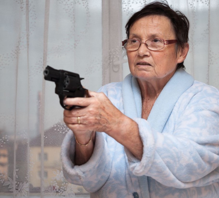 what-is-the-best-home-defense-weapon-for-seniors-1