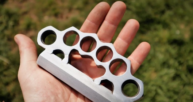 are-brass-knuckles-illegal-in-tennessee-1